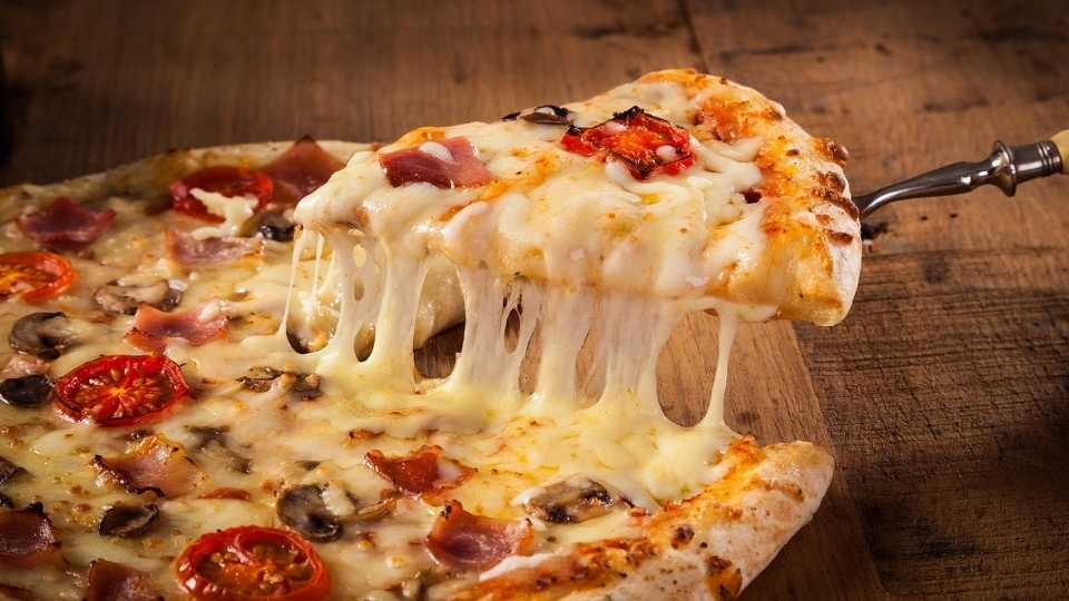 Best Frozen Cheese Pizza